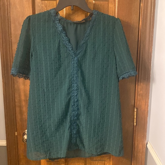 Womens Summer Lace Sleeve V Neck Polka Dot Blouse - Picture 2 of 3